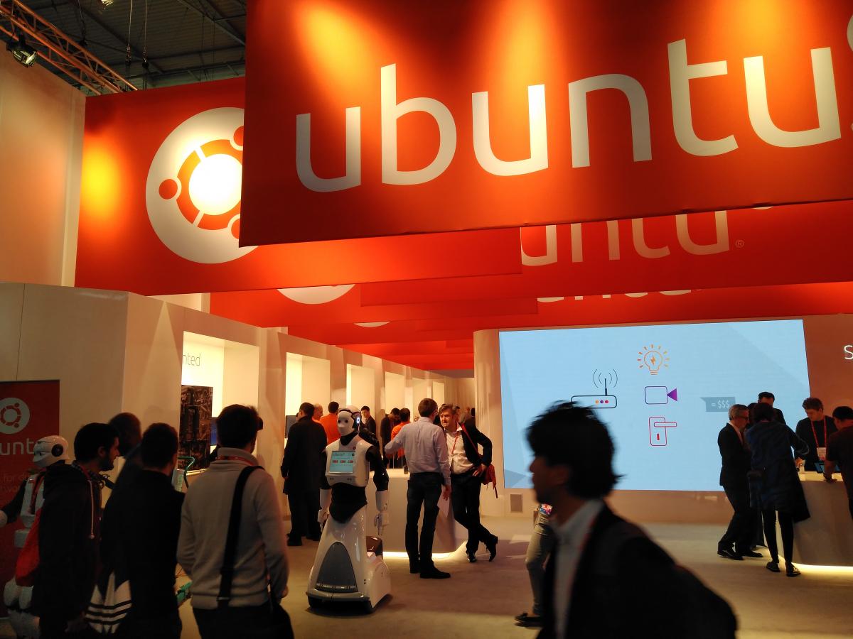 LliureTIC - Ubuntu, robòtica en el Mobile World Congress 2017