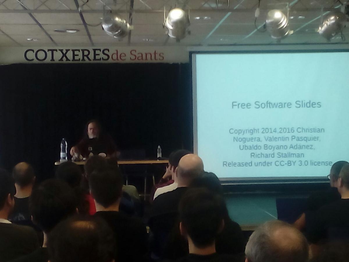 Inici de presentació de Richard Stallman a Cotxeres de Sants - LliureTIC